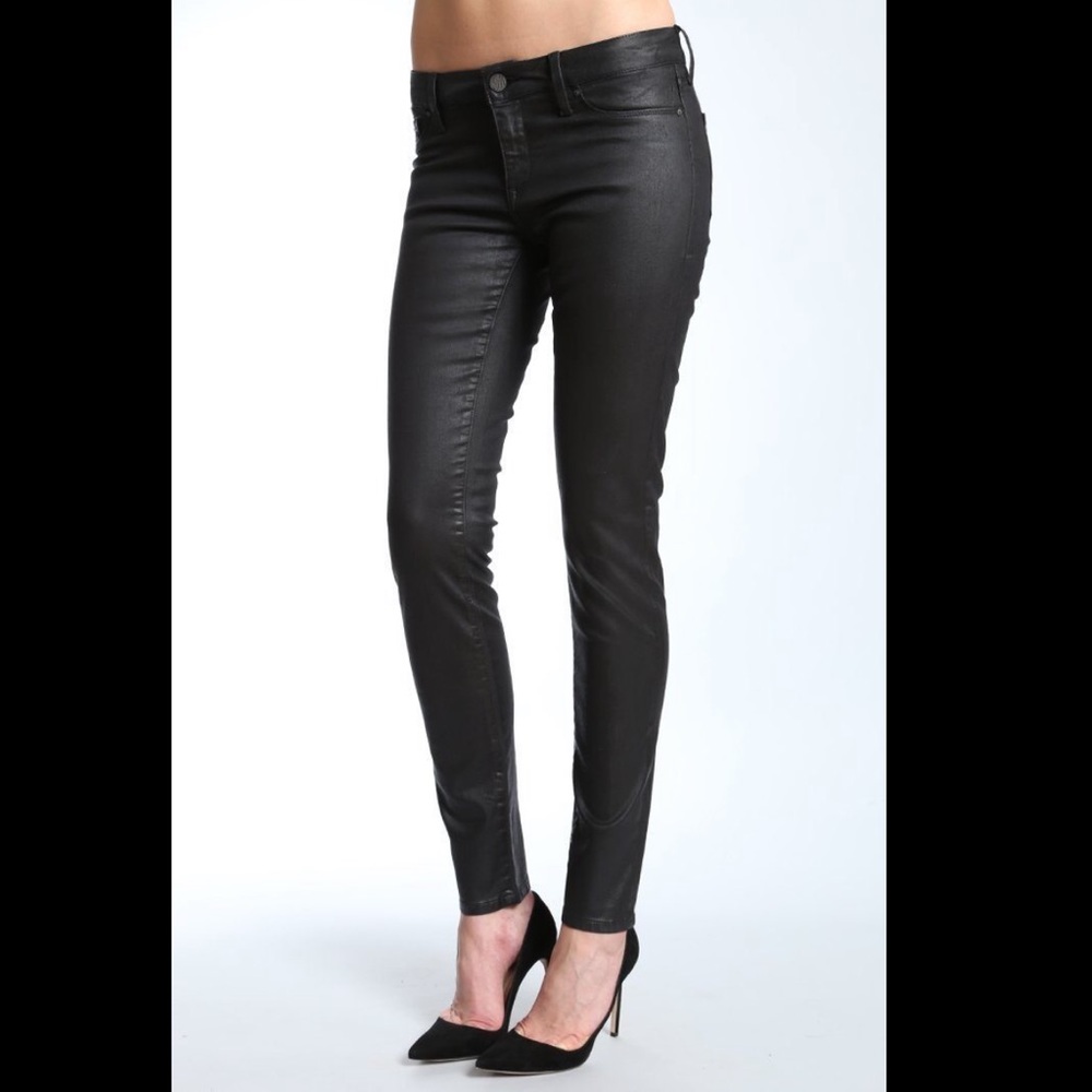 NWOT MAVI Adriana Black Coated Skinny Jeans